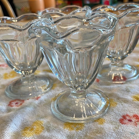4 Anchor Hocking Footed Sherbet/Dessert Dish, Glass, 4.5-Ounce - Picture 2 of 7